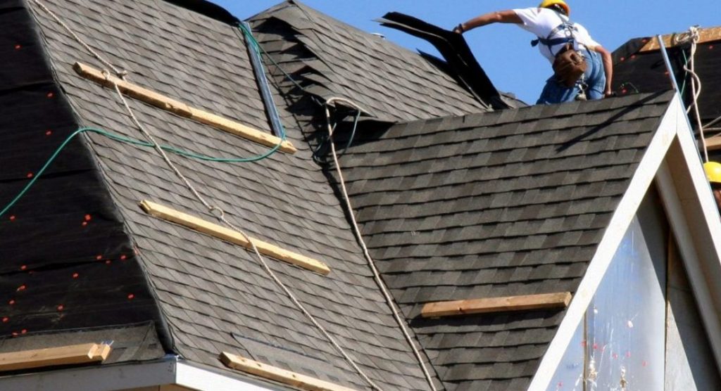 Benefits-of-Hiring-a-Residential-Roofing-Contractor-1920x600